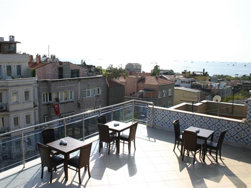 فندق اسطنبولفي  فندق إسطنبول هوليداي المطعم الصورة