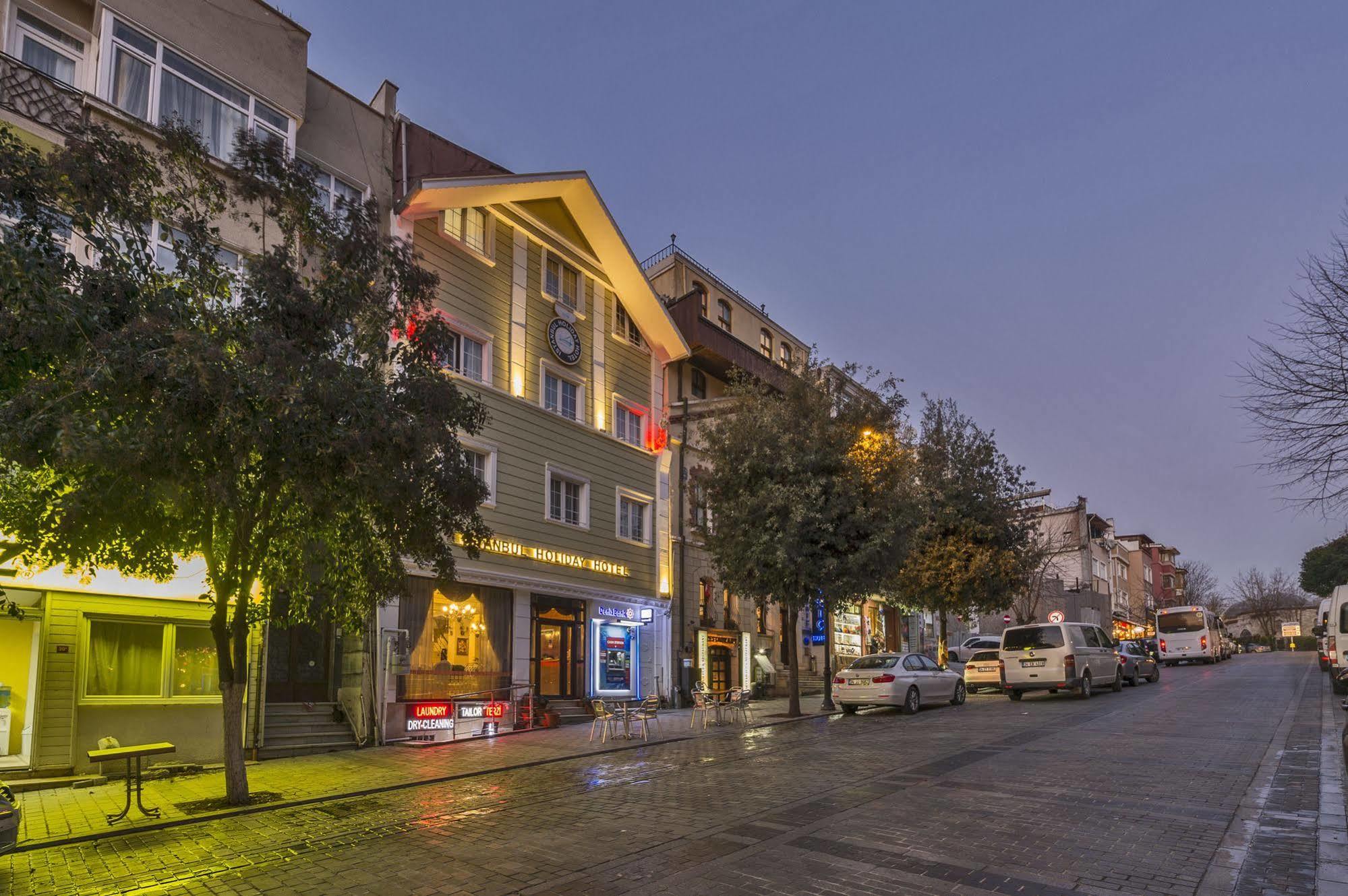فندق اسطنبولفي  فندق إسطنبول هوليداي المظهر الخارجي الصورة